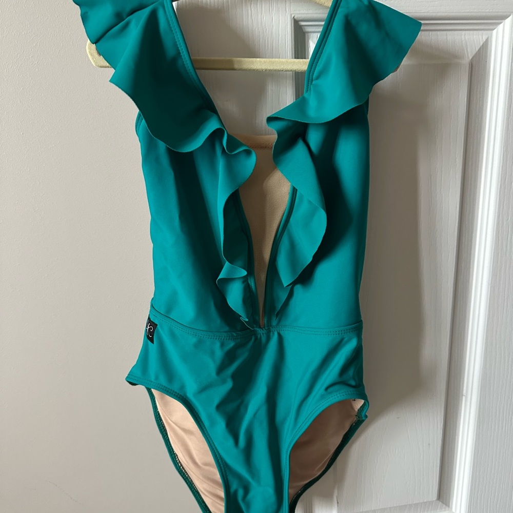 Kandi Kouture Leo size TXS / CXL